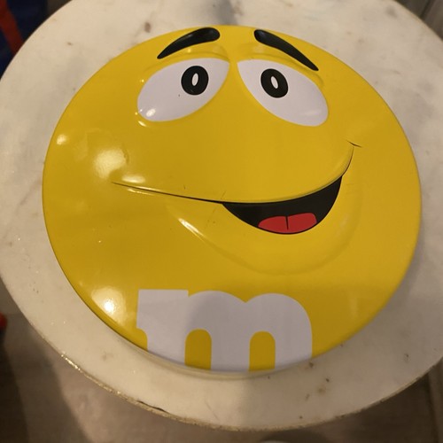 Vintage yellow character - m&m's,